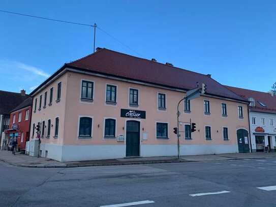 Wohn- und Geschäftshaus mit vielen Möglichkeiten mitten in Aichach / Toplage zu verkaufen!