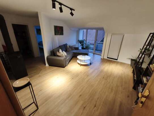 700 € - 59 m² - 2.5 Zi.