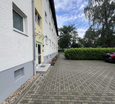 3 Zi-Hochparterre-Eigentumswohnung mit Balkon und Einzelgarage in Leverkusen Hitdorf