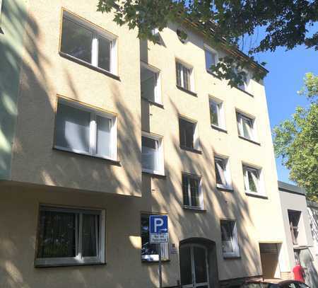 Charmante 3-Zimmer-DG-Wohnung mit Einbauküche in Dortmund