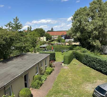 Wohnen für SENIOREN sonnige 2-Raum-Wohnung mit Einbauküche