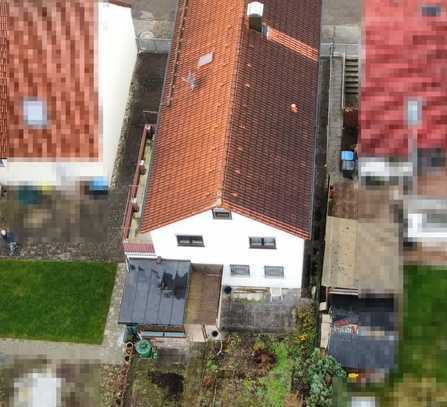 Großes Ein-/Zweifamilienhaus mit kleinem Garten in ruhiger Lage in Schnaitheim