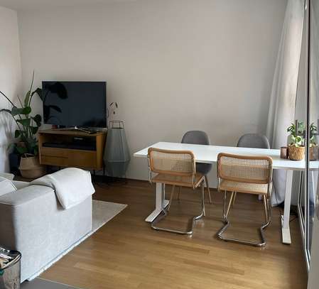 Stilvolle 1,5-Zimmer-Wohnung mit Einbauküche in München Sendling-Westpark