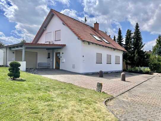 Luxuriöses Wohnhaus mit Pool und großem Grundstück - 37191 Katlenburg-Lindau OT Gillersheim