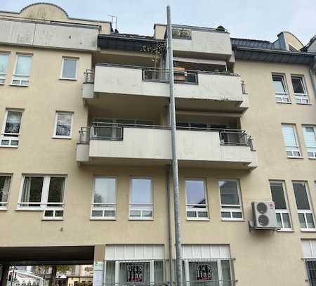 LEVERKUSEN - SCHLEBUSCH - WUNDERSCHÖNE - 3 - ZIMMER WOHUNG - BALKON + PKW STELLPLATZ