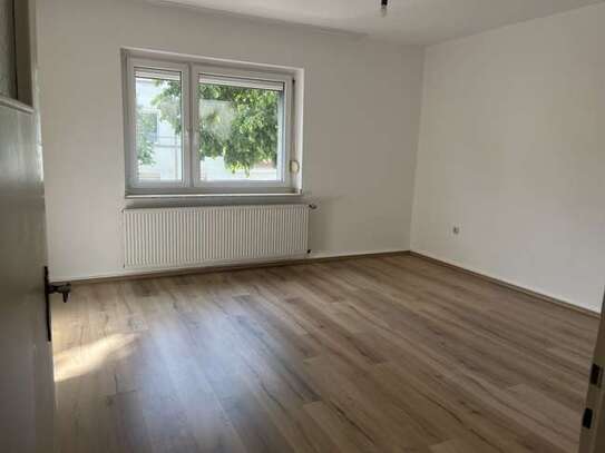 Helle und geräumige 2-Zimmer-Wohnung in super Lage