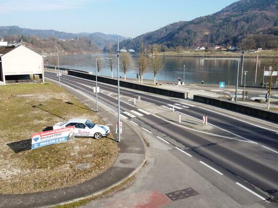 Gewerbegrundstück mitten in Grein mit Donaublick zu mieten!!