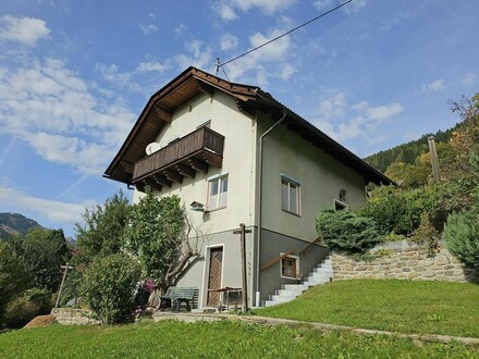 Freundliches Wohnhaus - in sonniger Aussichtslage