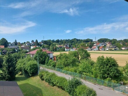 Gepflegte 2-Zimmerwohnung mit schönem Ausblick!