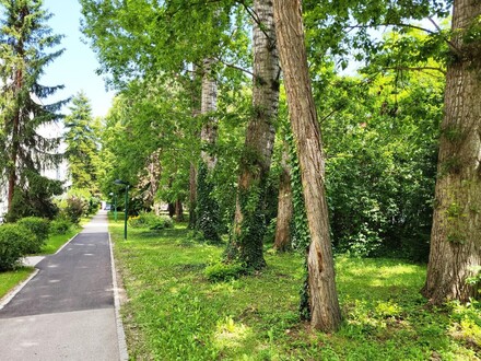 123m² FAMILIENWOHNUNG MIT 5 ZIMMERN IN SCHÖNER GRÜNER FREIZEITREGION