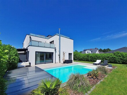 Moderner Wohntraum mit Dachterrasse und Pool nur 14 km östlich von Wien in Breitstetten