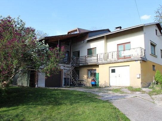 Ein/Mehrfamilienhaus nahe dem Zentrum
