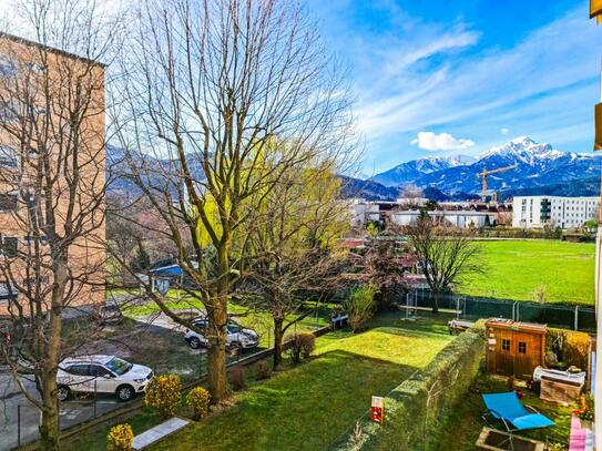 Behagliche Wohnung mit großzügigem Balkon in zentraler Lage in Innsbruck!
