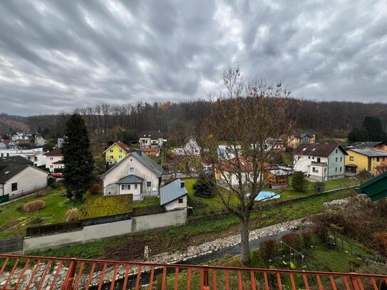 "In Kaufabwicklung" GROSSZÜGIGES REIHENHAUS MIT GARTEN IN SONNIGER LAGE