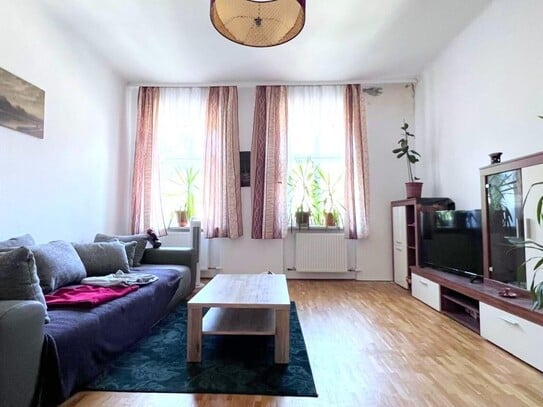 Linz/ZENTRUM: Altbau-Wohntraum, ca. 86m² mit 3 Zimmer und Balkon im Linzer Zentrum