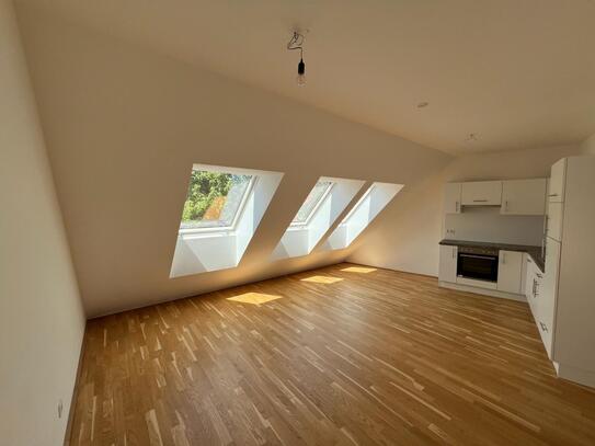 3-Zimmer Dachgeschosswohnung in unmittelbarer Nähe zur Siemensstraße