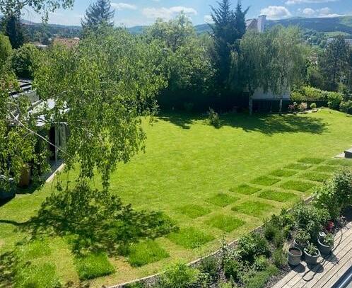 Verkauf mit Wohnrecht - Moderner Bungalow in sonniger Grünruhelage