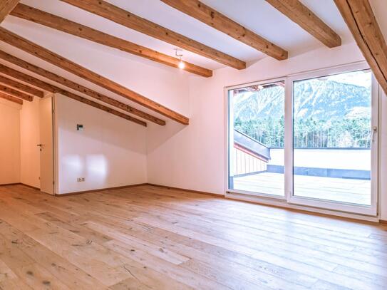 Erstbezug in Mieming: Charmante 3-Zimmer-Maisonette mit traumhafter Dachterrasse in sonniger Lage!