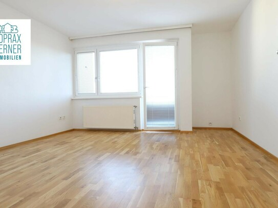 4 Zimmer-Wohnung mit Loggia