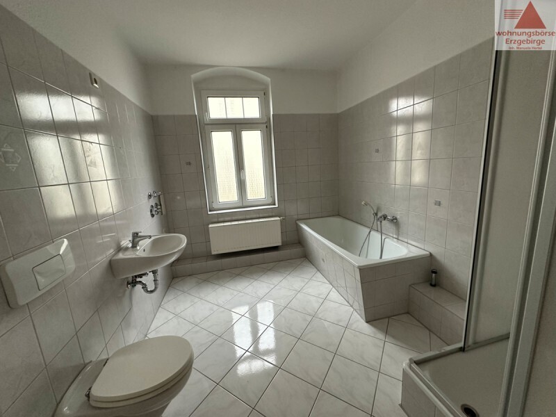                                                               2-Raum-Wohnung in Neukirchen!                                                       in Neukirchen (Schwalm-Eder-Kreis)