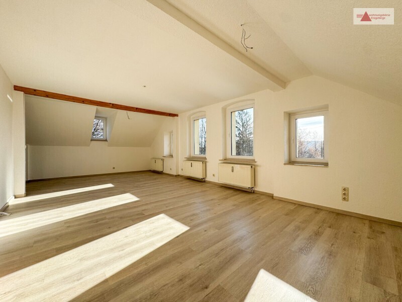                                                               Wohnen im Gr&uuml;nen &ndash; 3-Raum-Wohnung mit Garage in Schneeberg                                                       in Schneeberg (Miltenberg)