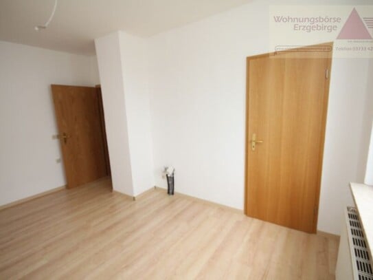 2-Raum-Wohnung in ruhiger Lage von Bärenstein!!