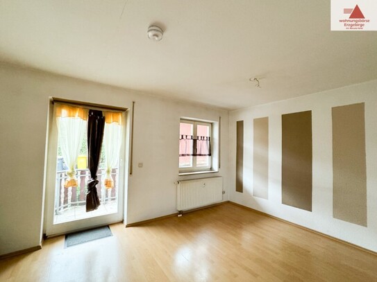 3-Raum-Balkonwohnung im Zentrum von Schlettau!