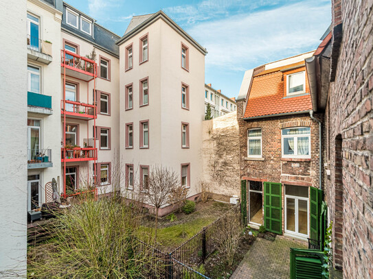 City-Residence: Nice 2-room apartment with a large terrace in a quiet location near Berger Straße – euhabitat