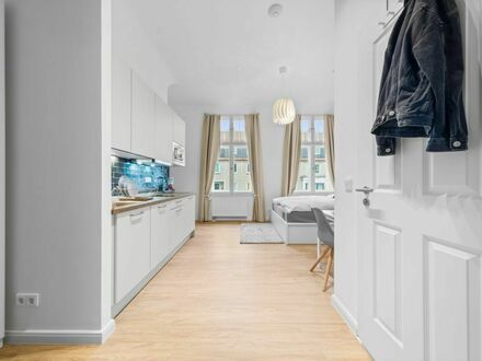 Schöne und voll möblierte 2-Zimmer Wohnung in Berlin