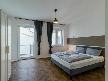 Tolle 2 Zimmer Wohnung mit Balkon direkt am Hermannplatz