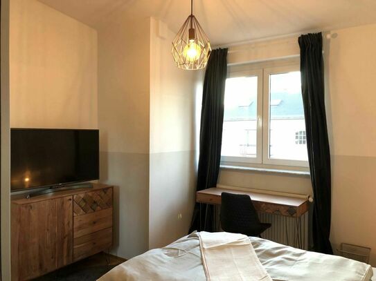 Gemütliches Zimmer in einem Co-Living-Apartment in Frankfurt