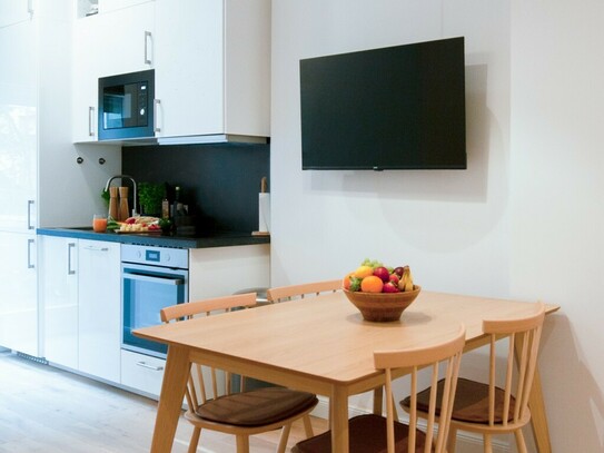 Fully furnished, stylish 3-room coliving apartment (incl. cleaning service, internet, registration etc.)