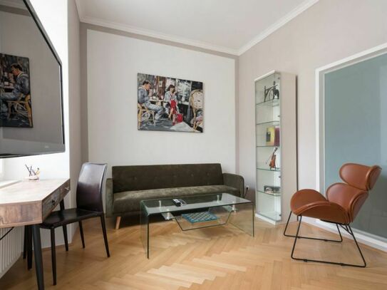 Sehr zentral - Design Apartment im Palais Bellegarde