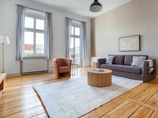 Super schöne renovierte 3 Zimmer Wohnung in bester Lage in Friedrichshain