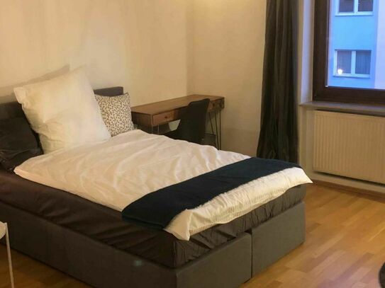 Gemütliches Zimmer in Co-Living-Apartment in Frankfurt