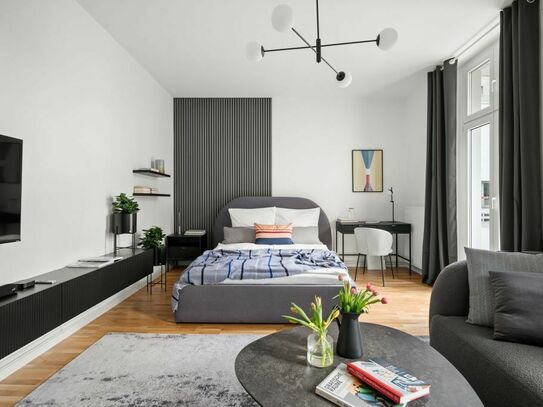 Moderne 1-Zimmer-Wohnung mit Balkon und voller Ausstattung in Mariendorf