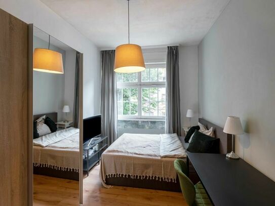 Gemütliches, privates Zimmer in einem Co-Living-Apartment in Frankfurt