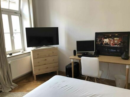 Private Room in Glockenbachviertel, Munich