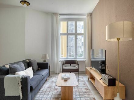 Schön ausgestatte & vollmöblierte 3 Zimmer Wohnung in excellenter Lage in Friedrichshain.