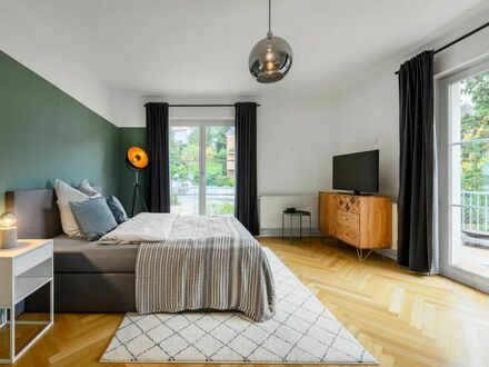 Schönes Zimmer mit großem Balkon in Co-Living-Wohnung in Stuttgart