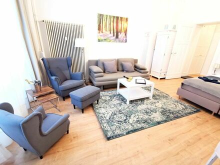 Apartment KVH Schloß Charlottenburg, Boxspringbetten, WLAN/ WiFi, WaMa, Trockner