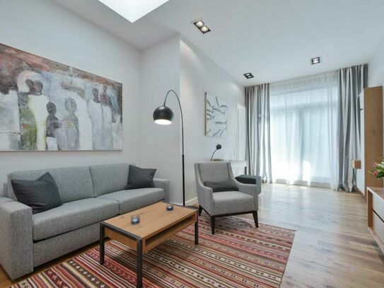 792 | Luxus-Suite-Apartment mit Terrasse im Herzen von Mitte