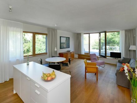 Wunderschöne Wohnung mit 2 Dachterrassen in idyllischem Gartenhaus (ruhig & zentral)