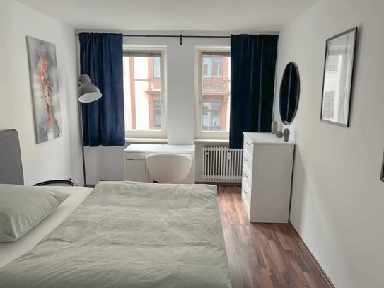 Schöne und tolle Wohnung in der Mainluststraße