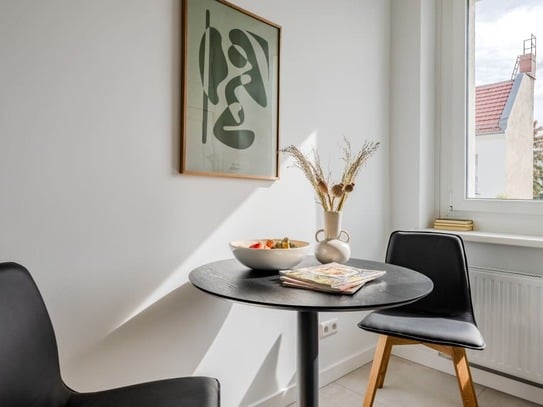 Modern-designed and furnished 1-bedroom apartment in Neukölln