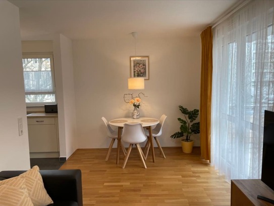 High-quality furnished 2-room apartment with garage in Wiesbaden-southeast