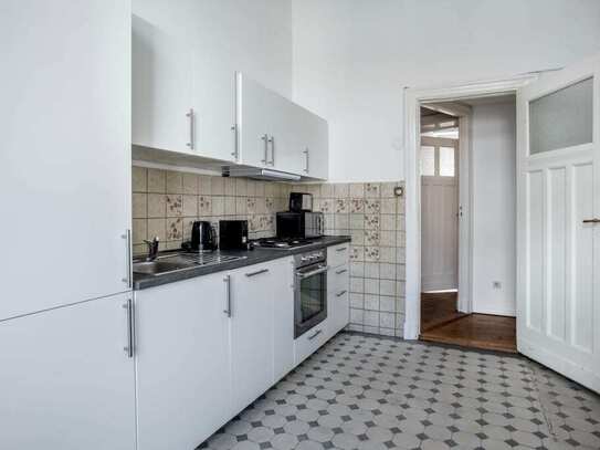 Charlottenburg 3br, nr Bayerischer Platz