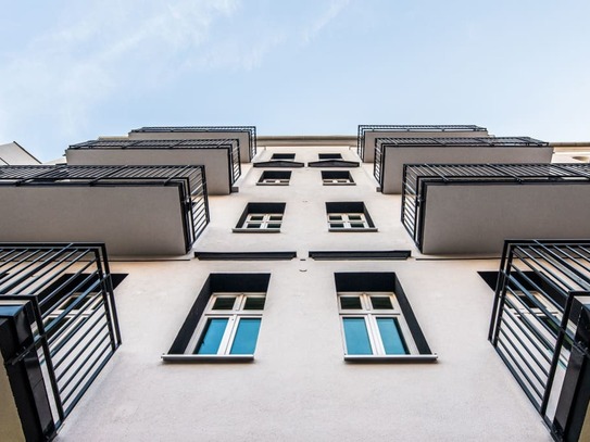 Stylish studio in a renovated old building in Friedrichshain