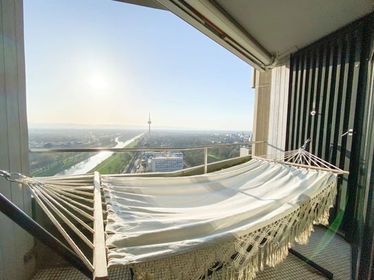 Breathtaking luxury apartment above the roofs of Mannheim