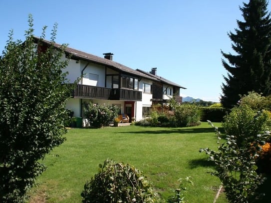 High quality semi-detached house in a quiet location with direct S-Bahn connection